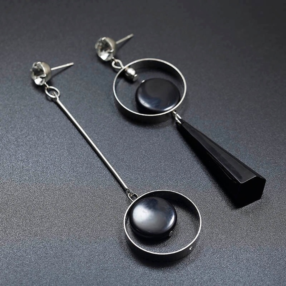 New Ivonne Destination Silver Fashion Earrings